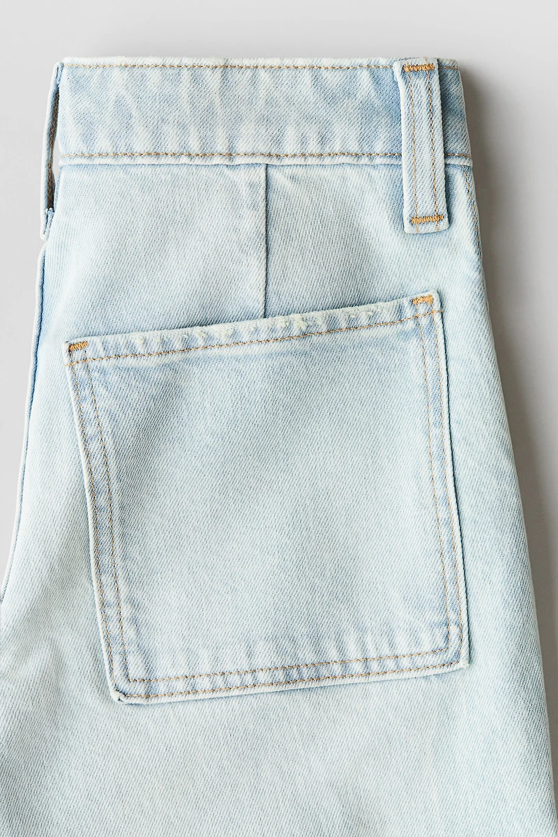 Wide-Leg Jeans