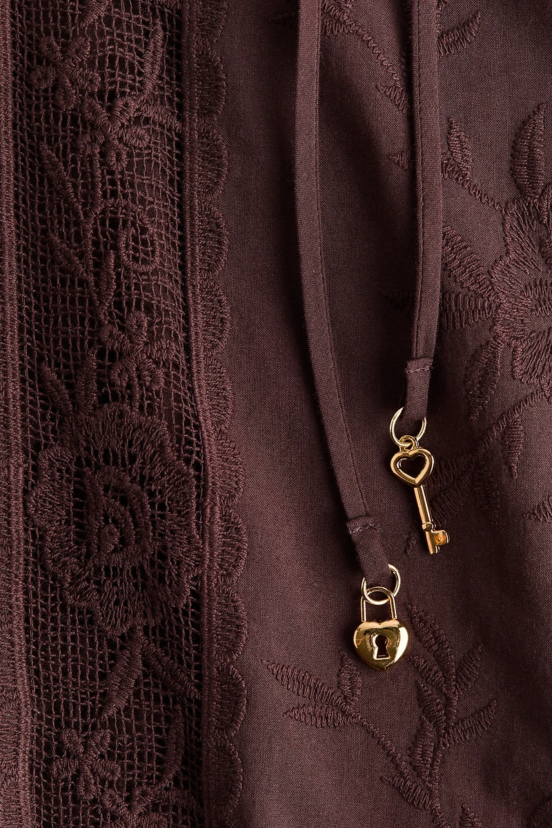 Robe tunique avec dentelle