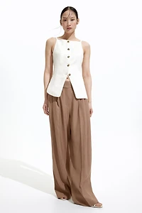 Tapered-Waist Vest