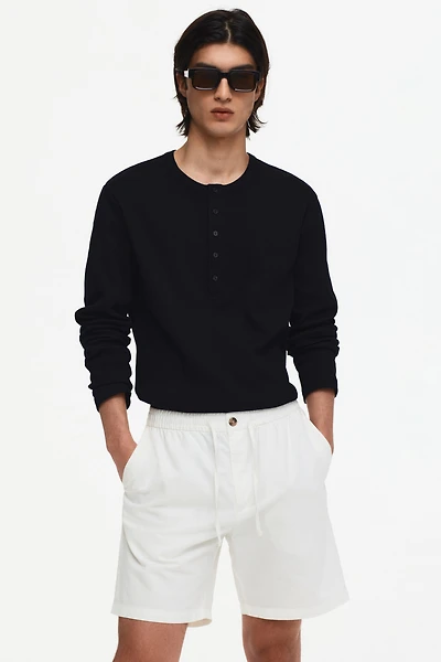 Short classique en lin mélangé