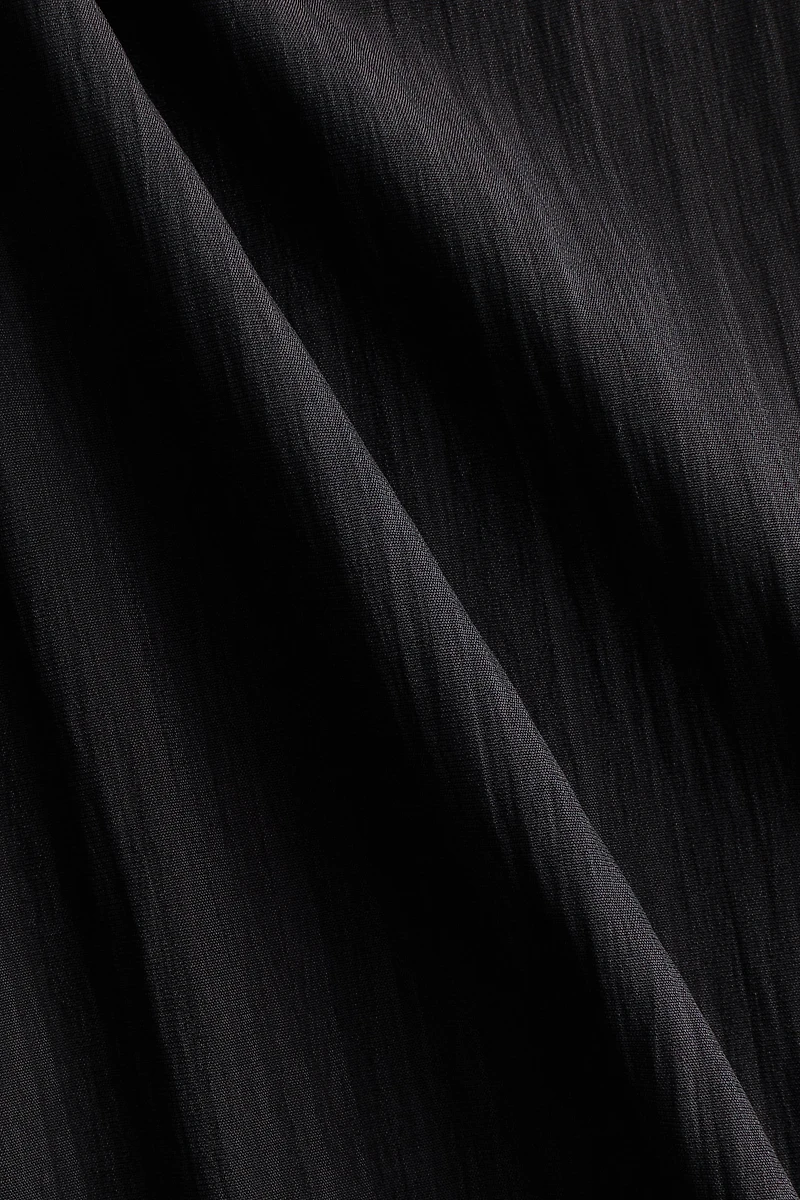 Wide-Leg Cargo Pants