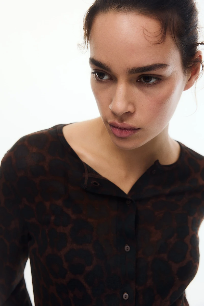 MAMA Fine-Knit Button-Front Top