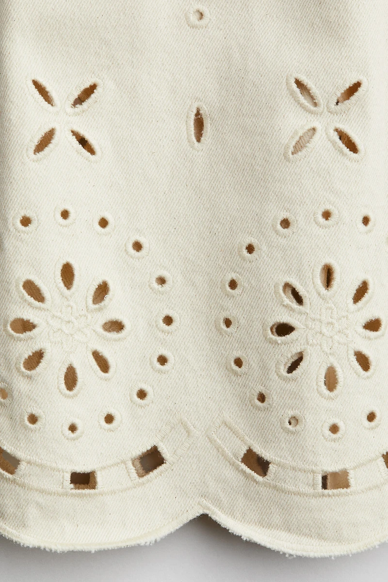 Ankle Jeans with Eyelet Embroidery