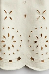 Ankle Jeans with Eyelet Embroidery