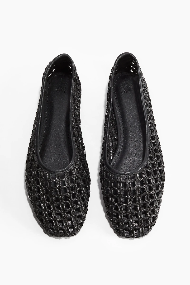 Straw Flats