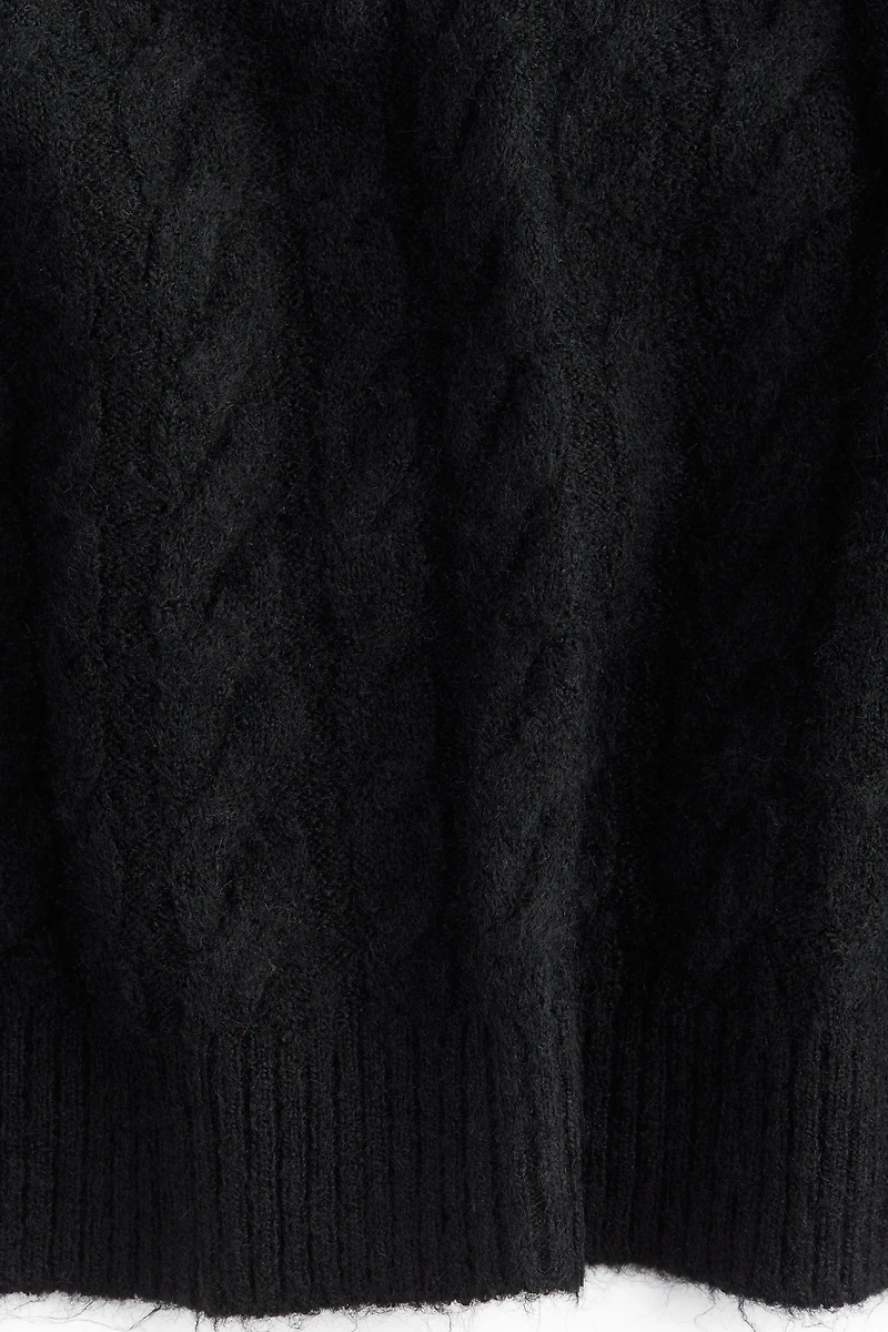 Chandail en tricot torsadé