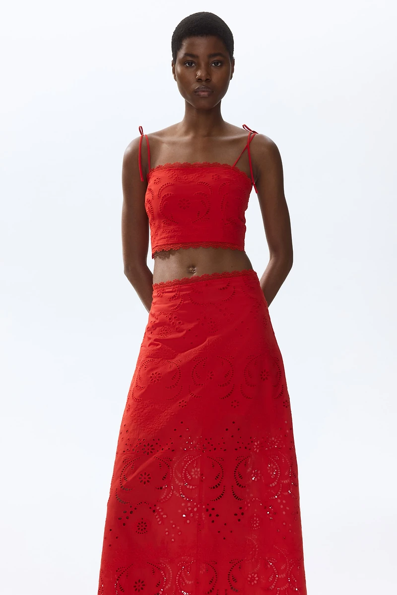 Haut en coton avec broderie anglaise