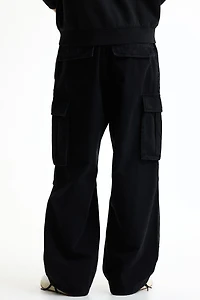 Loose-Fit Cargo Pants