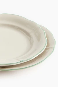 Lot de 2 petites assiettes en grès cérame