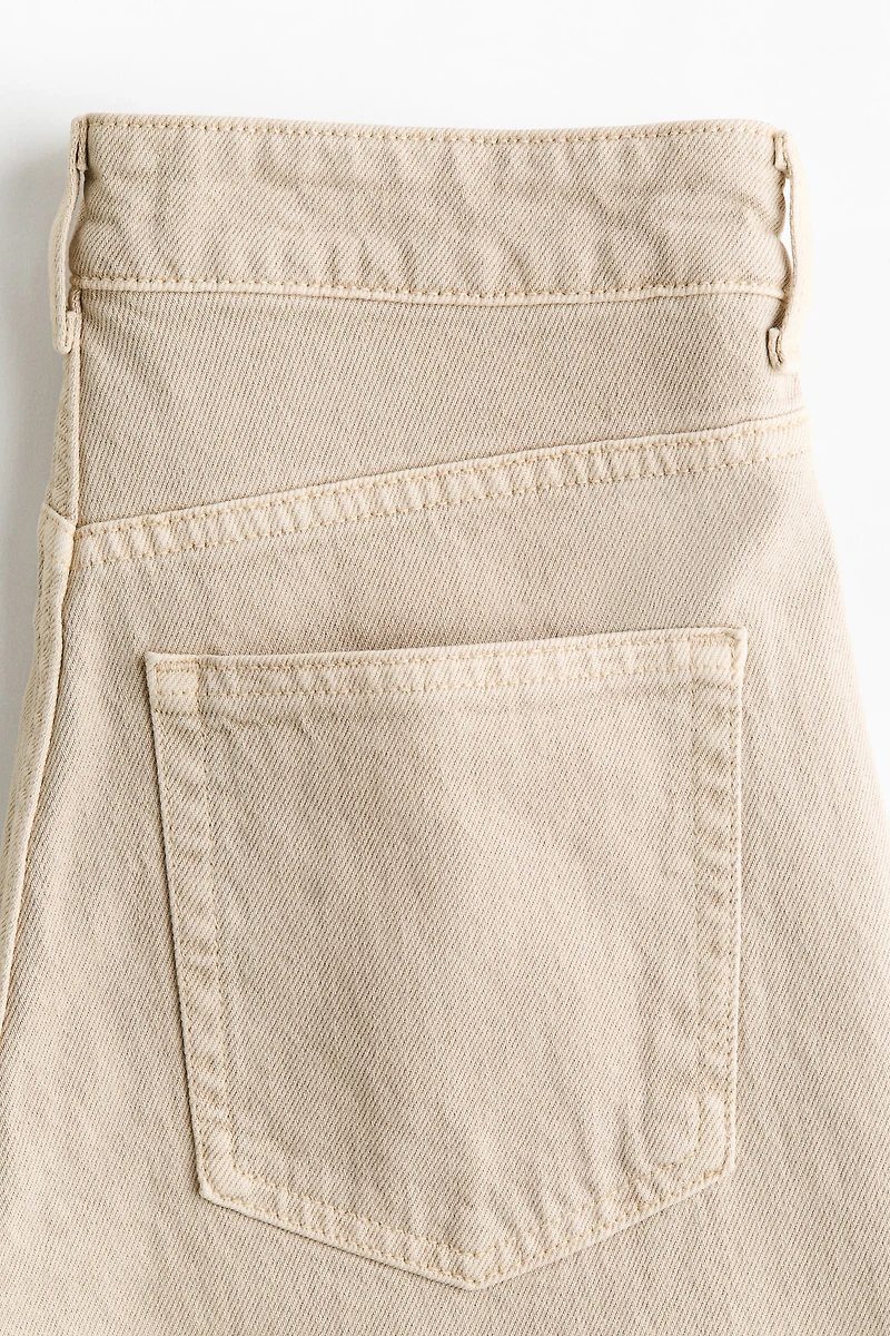 Jean taille haute à jambes larges