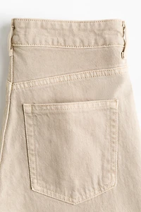 Jean taille haute à jambes larges