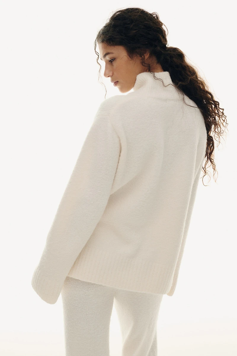 Chandail à encolure en V laine mélangée