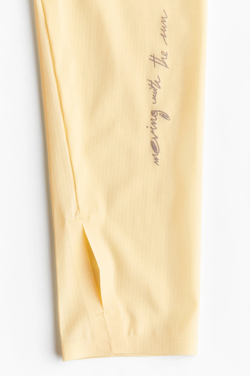 Sports Top with CoolMove™