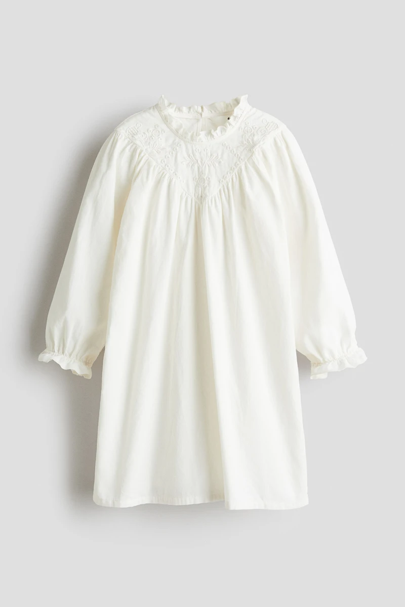 Robe volantée en velours de coton côtelé