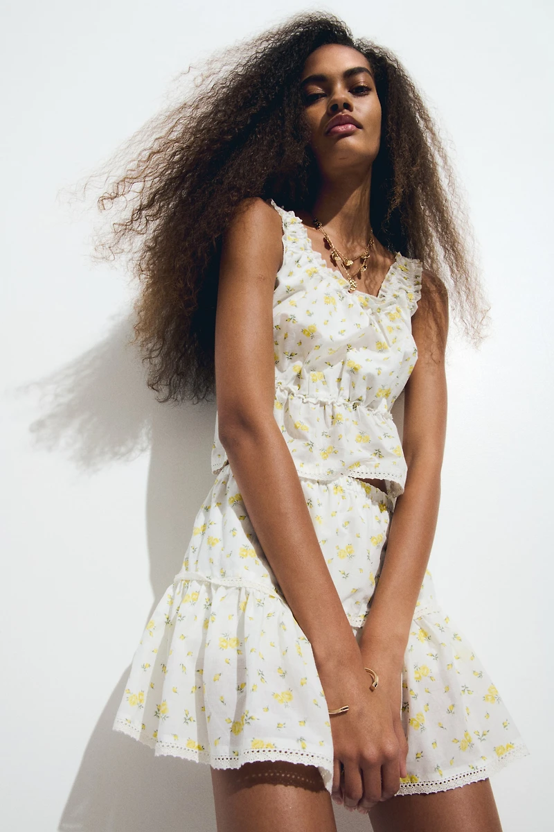 Lace-Detail Mini Skirt