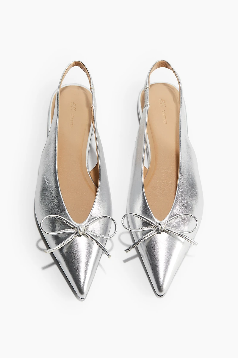 Ballerines en cuir avec bride arrière