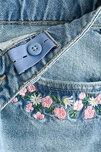 Embroidered-Detail Denim Shorts