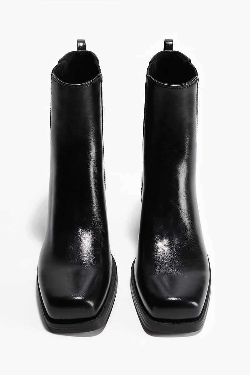 Square-Toe Chelsea Boots