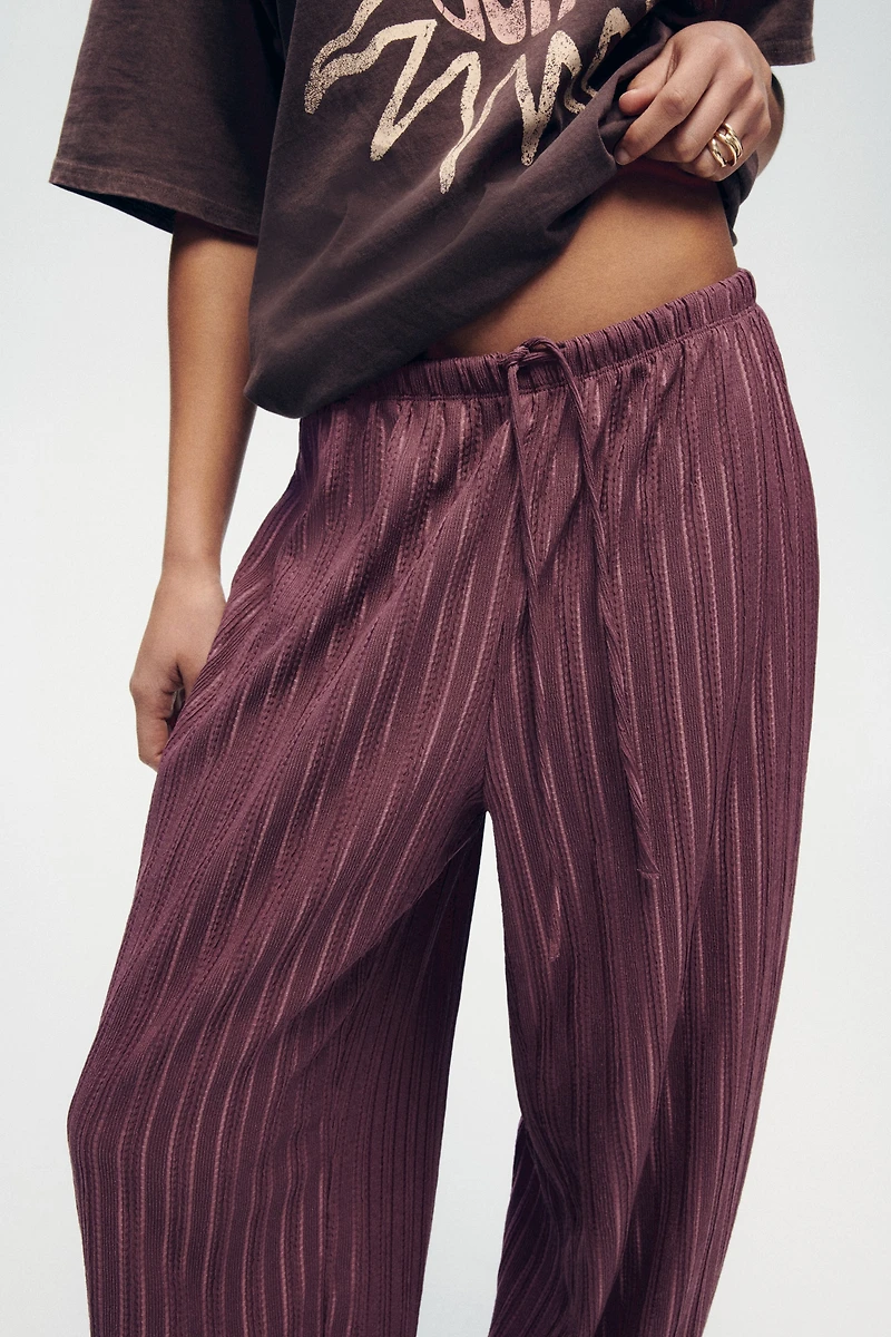 Textured Balloon-Leg Pants