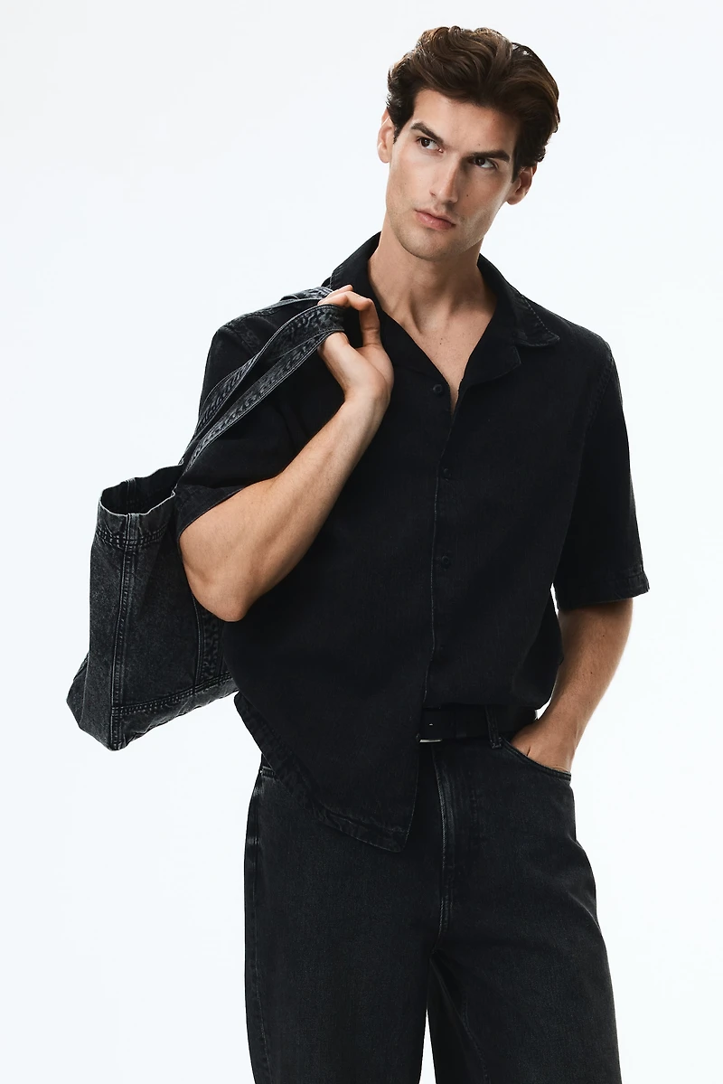 Barrel-Leg Loose-Fit Jeans