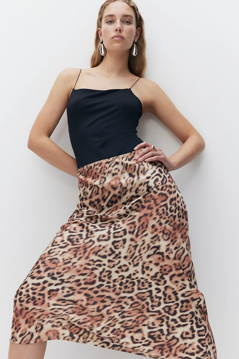 Jupe maxi en satin froissé
