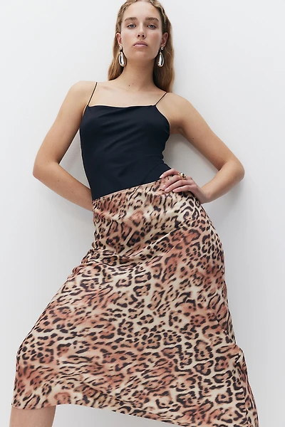 Jupe maxi en satin froissé