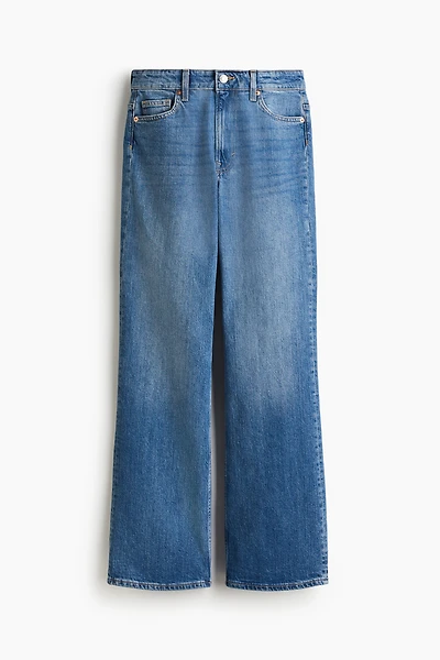 Jean taille haute jambes semi-évasées