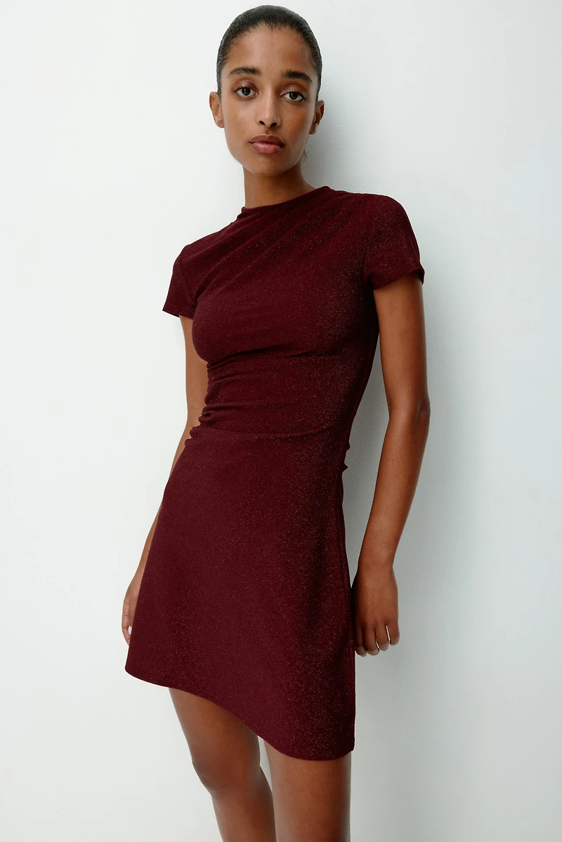 Robe à effet drapé