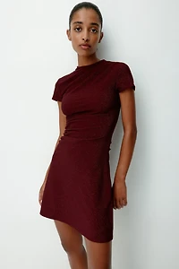 Robe à effet drapé