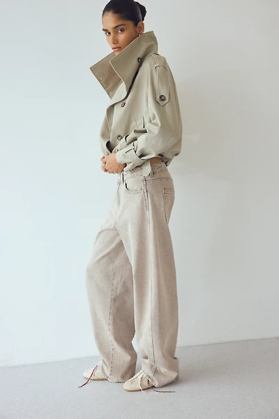 Barrel-Leg High-Waist Jeans