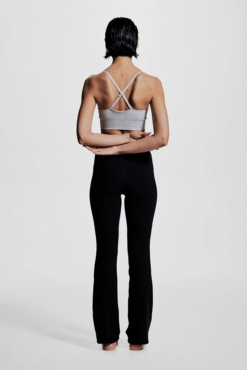 Seamless Medium-Support Sports Bra with DryMove™