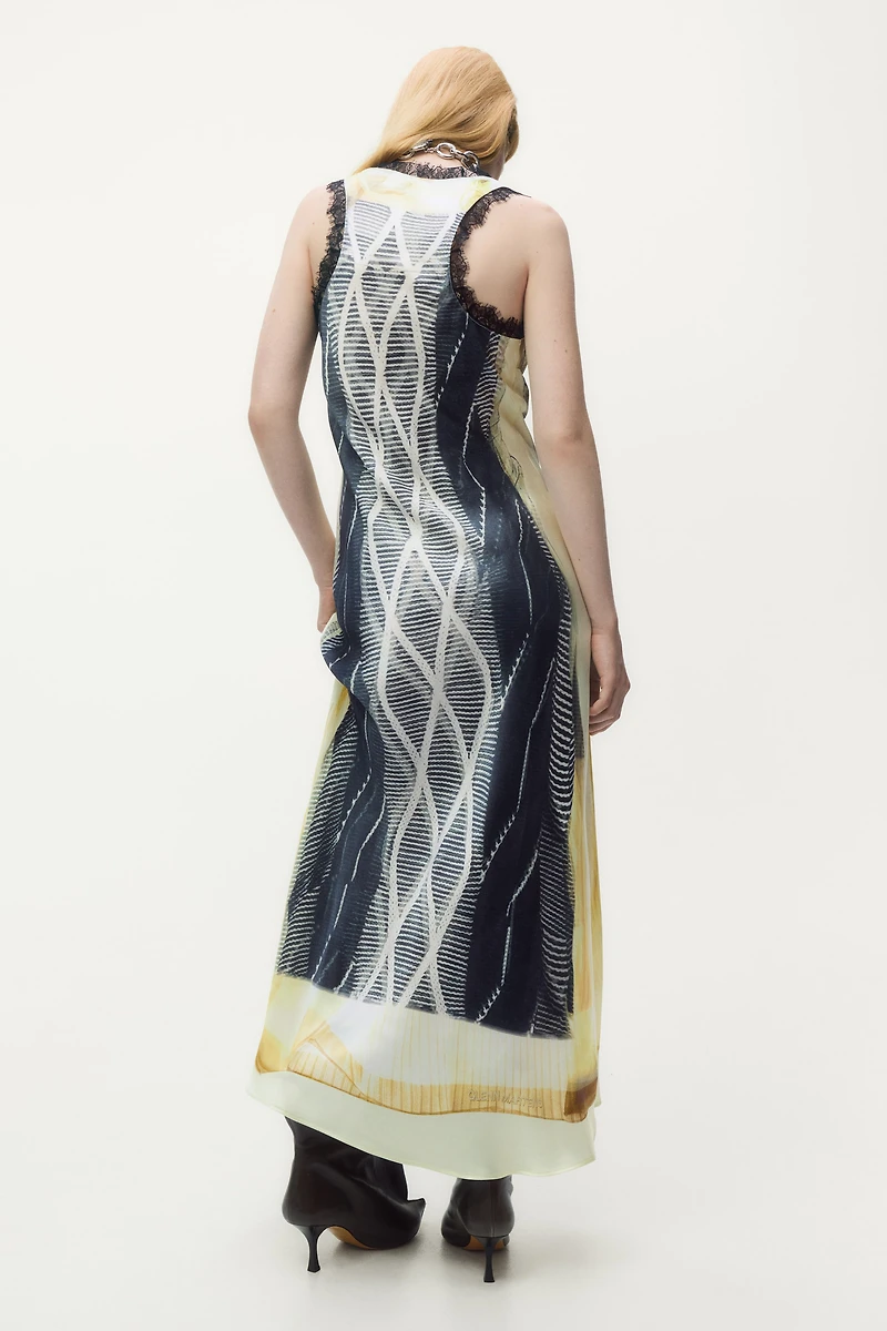 Robe imprimée en satin