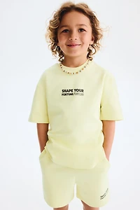2-Piece T-Shirt and Sweatshorts Set