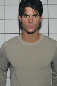 T-shirt de sport coupe classique avec DryMove™