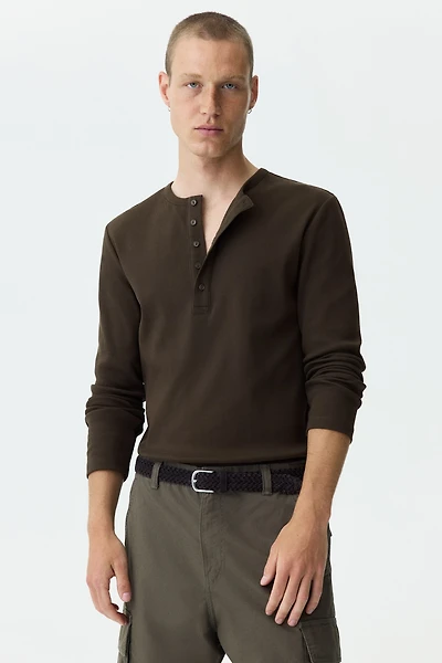 Slim-Fit Ribbed Henley Shirt