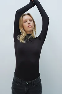 Mock Turtleneck Jersey Top