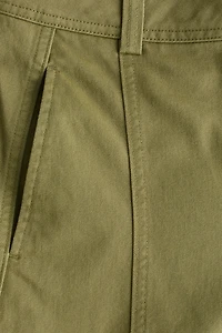 Barrel-Leg Cargo Pants