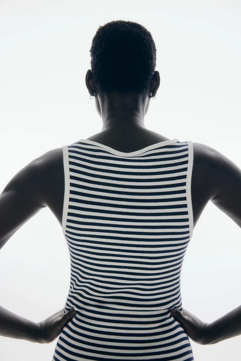 Sleeveless Maxi Dress