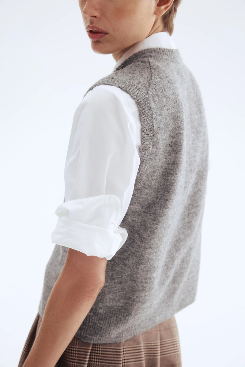 Gilet sans manches en fin tricot