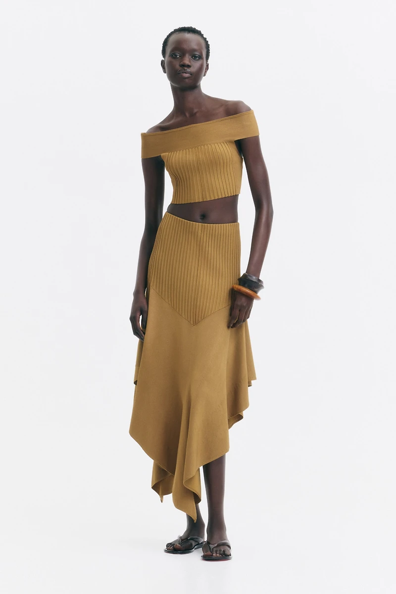 Jupe asymétrique en tricot