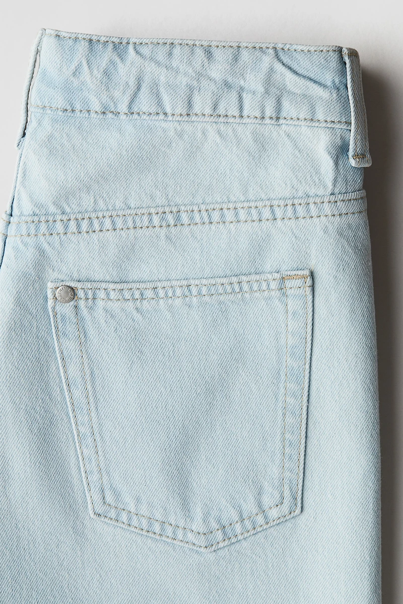 Loose-Fit Denim Shorts
