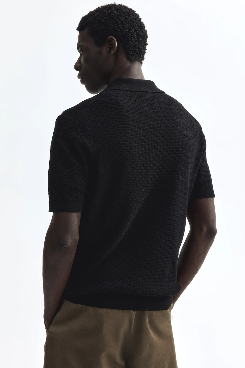 Polo texturé près du corps