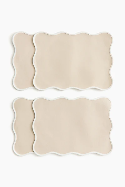 4-Pack Water-Repellent Placemats