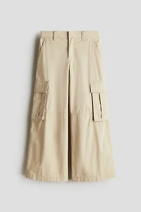 Wide-Leg Cargo Pants