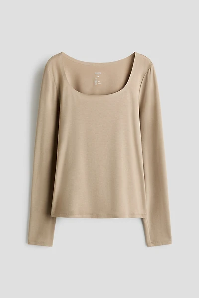 Warming Slim-Fit Long-Sleeved Top