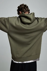 Loose-Fit Sports Hoodie with DryMove™
