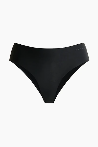 Sports Briefs with DryMove™