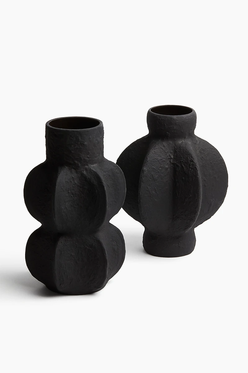 Vase en grès cérame texturé