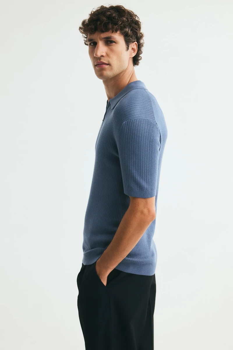 Polo près du corps