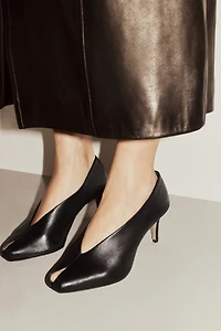Leather Pumps